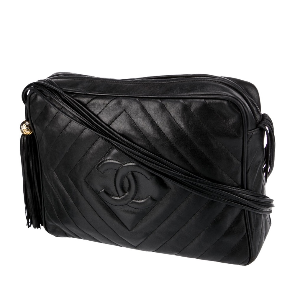 Chanel Vintage Camera Crossbody Bag with Chevron Quilting and Gold Hardware - Picture 2 of 5